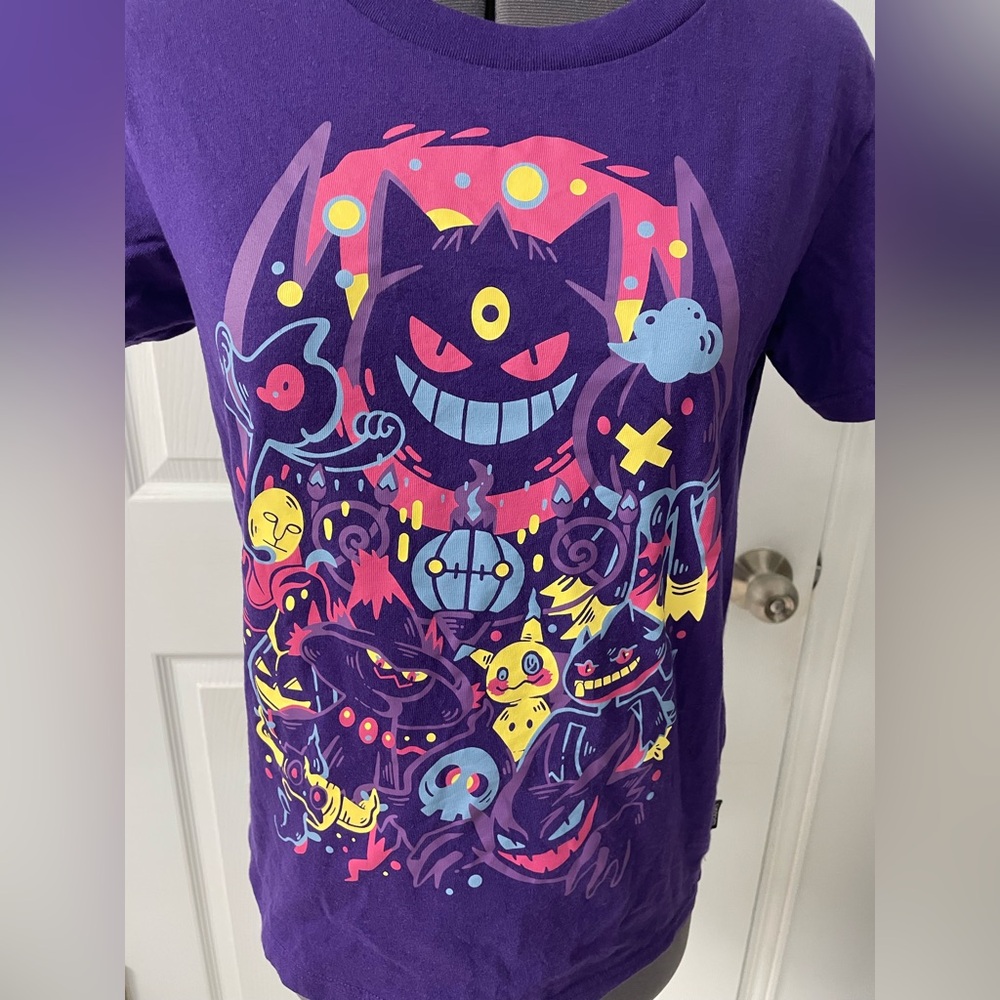 Pokemon Ghost Gengar Uniqlo Mimikyu Haunter Purple T-Shirt Top XS - Picture 2 of 11